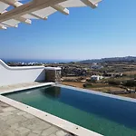 Evi & Mykonos Town