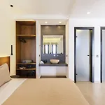 Evi & Mykonos Town