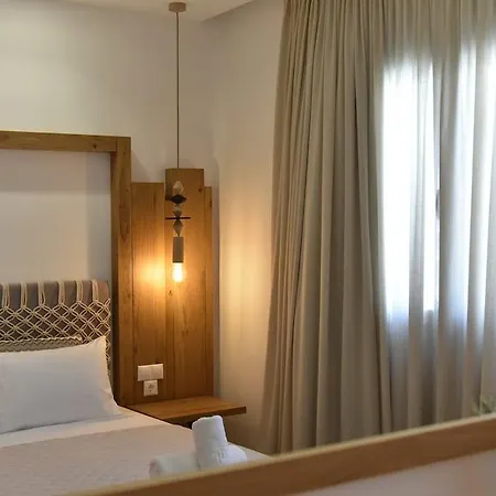 Apartament Evi & *