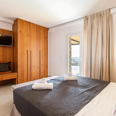 Διαμέρισμα Evi &