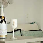 Evi & Apartmán *