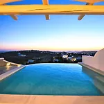 Evi & Mykonos Town